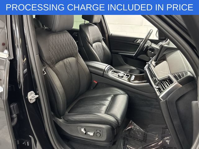 Used 2025 BMW X5 xDrive50e AWD/4WD image 16