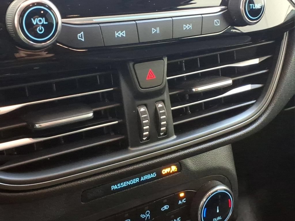 Certified 2023 Ford Escape Active AWD/4WD image 9