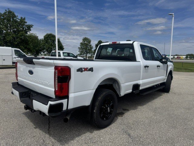 Certified 2023 Ford F250 XL w/ STX Appearance Package AWD/4WD image 8