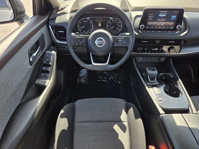 Used 2021 Nissan Rogue SV FWD image 14