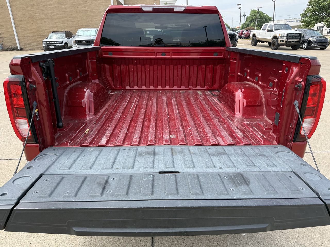 Used 2021 GMC Sierra 1500 Elevation w/ X31 Off-Road Package AWD/4WD image 28