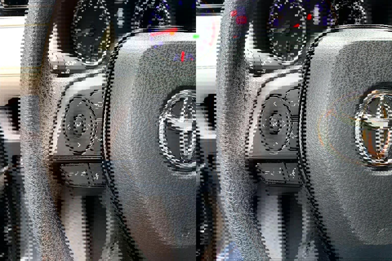 Used 2020 Toyota RAV4 XLE w/ Convenience Package image 24