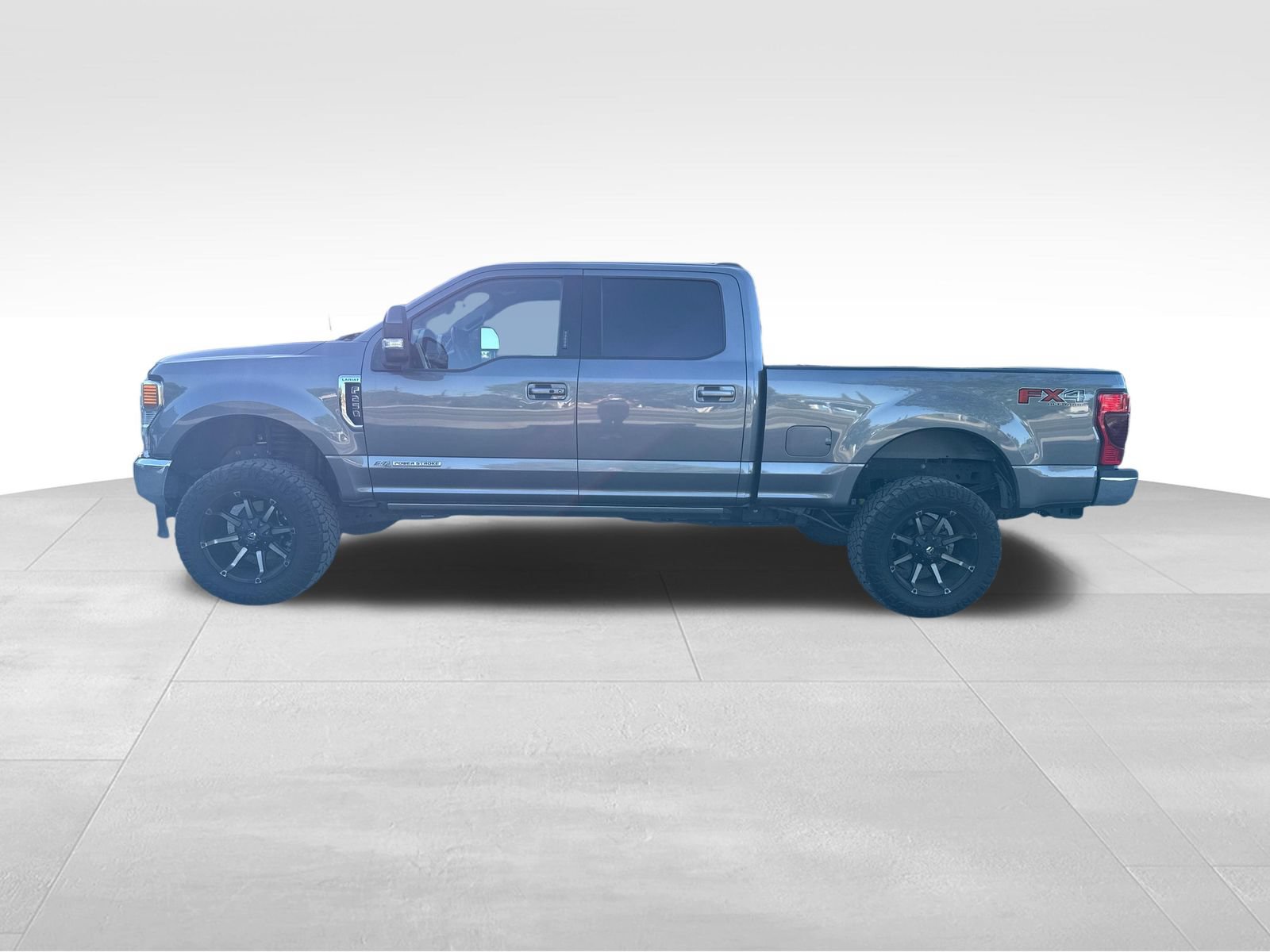 Certified 2022 Ford F250 Lariat w/ Lariat Ultimate Package AWD/4WD image 2