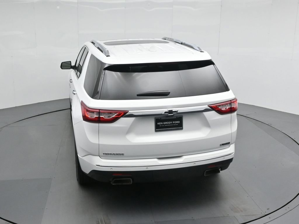 Used 2018 Chevrolet Traverse Premier w/ Driver Confidence II Package FWD image 41