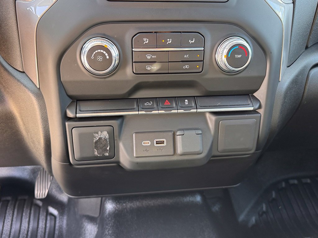 Used 2022 GMC Sierra 3500 Pro w/ Convenience Package AWD/4WD image 24
