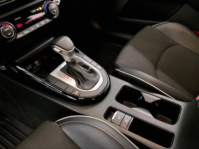 Used 2023 Kia Forte GT-Line w/ GT-Line Technology Package FWD image 16