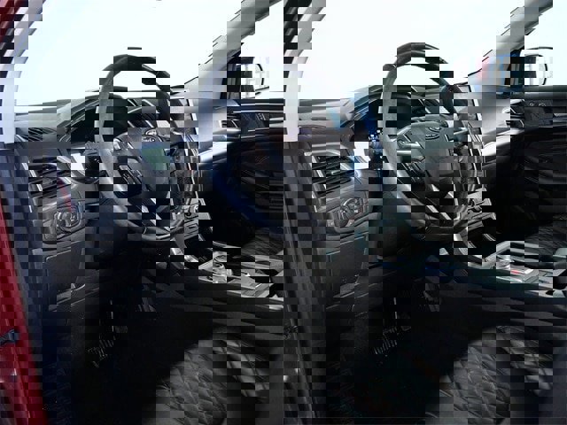 Certified 2023 Ford Edge Titanium image 15