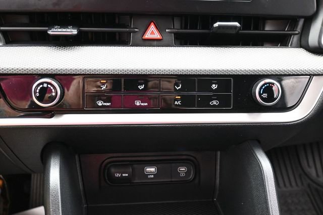 Used 2024 Kia Sportage LX FWD image 21