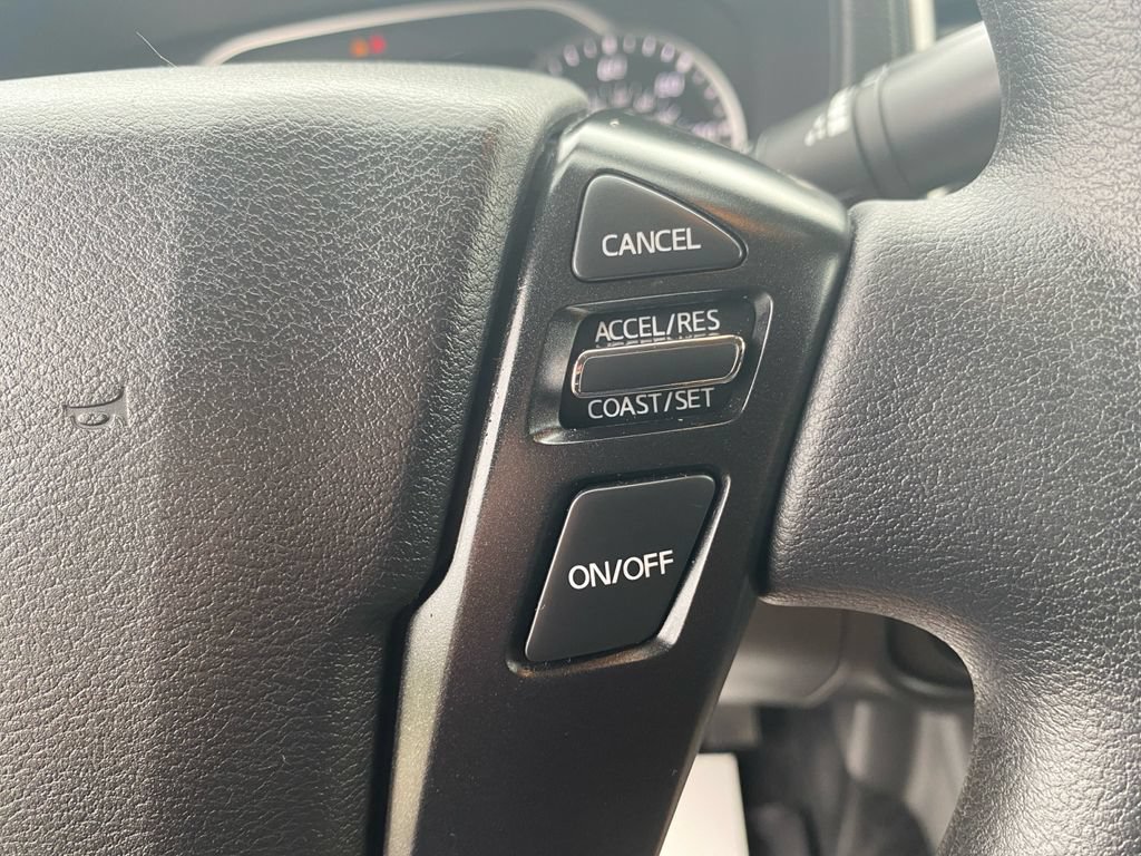 Used 2024 Nissan Frontier SV AWD/4WD image 24