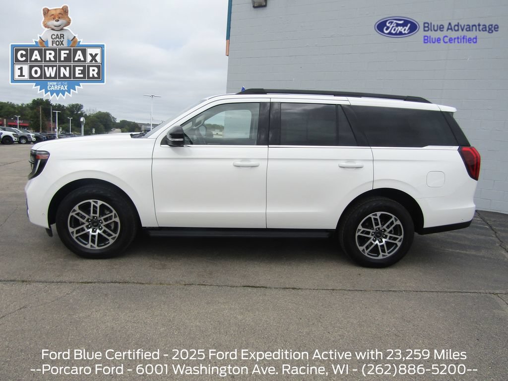 Certified 2025 Ford Expedition Active AWD/4WD image 2