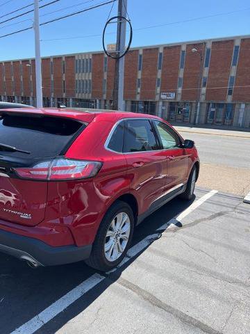 Certified 2020 Ford Edge Titanium w/ Equipment Group 301A AWD/4WD image 2