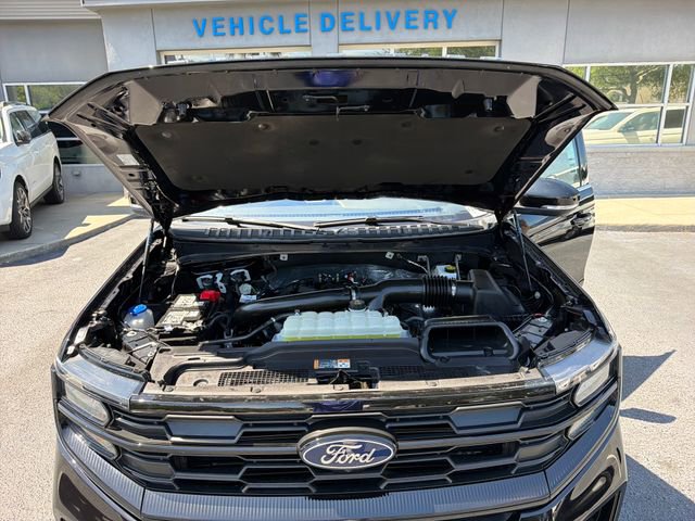 Certified 2025 Ford Expedition Active RWD image 25