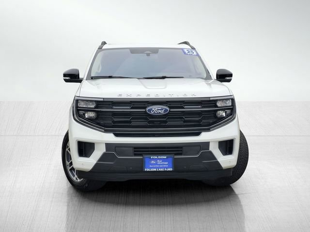 Certified 2025 Ford Expedition Active image 5