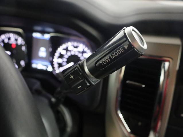 Used 2019 Nissan Titan SV AWD/4WD image 19
