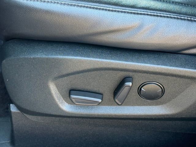 Certified 2022 Ford Edge Titanium w/ Equipment Group 301A image 7