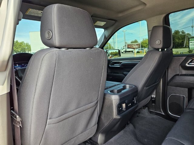 Used 2024 Chevrolet Silverado 1500 LT RWD image 24