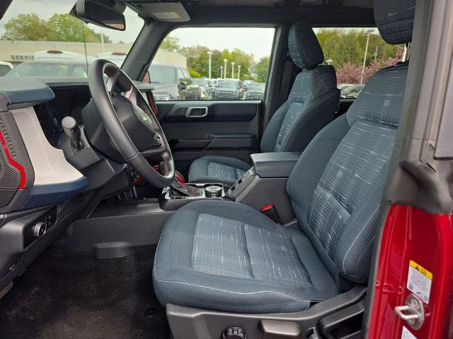 Certified 2025 Ford Bronco Heritage Edition AWD/4WD image 22