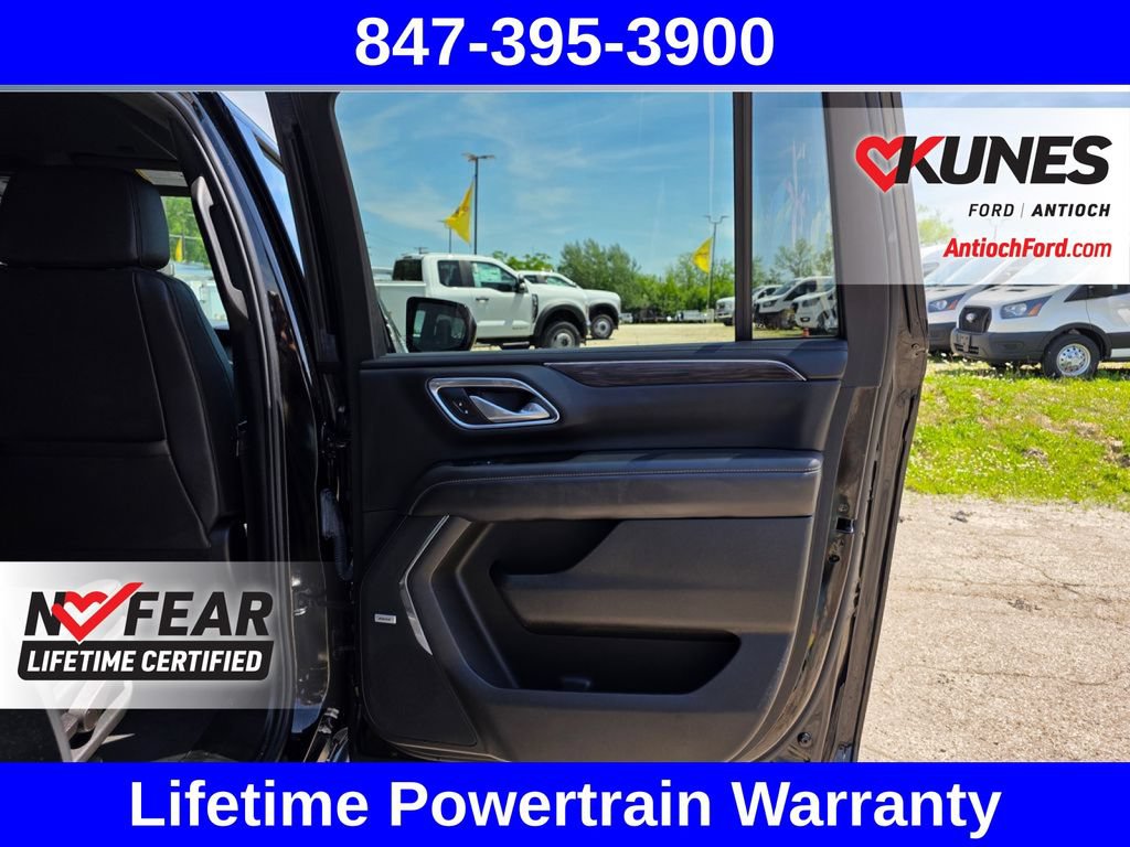 Used 2023 Chevrolet Suburban LT AWD/4WD image 37