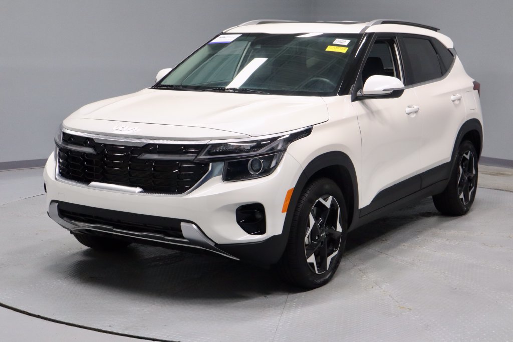 Used 2024 Kia Seltos EX AWD/4WD image 9