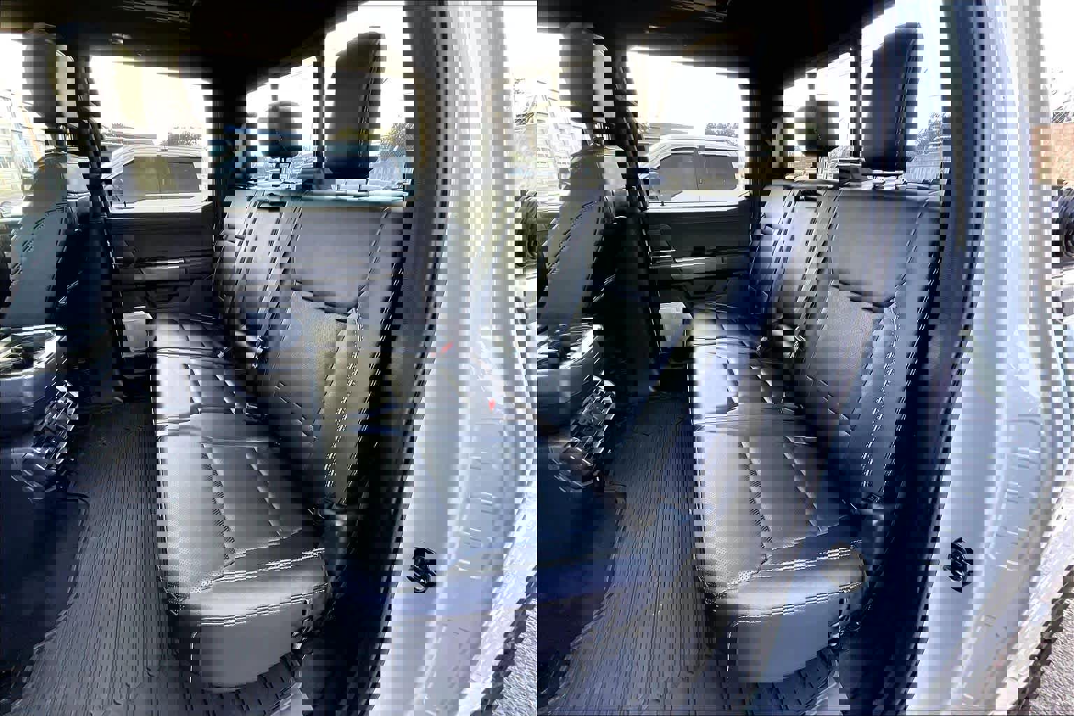 Certified 2023 Ford F150 Lariat w/ Equipment Group 502A High image 20