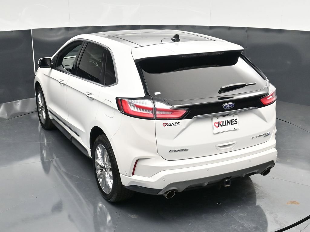 Certified 2020 Ford Edge Titanium w/ Equipment Group 301A AWD/4WD image 45