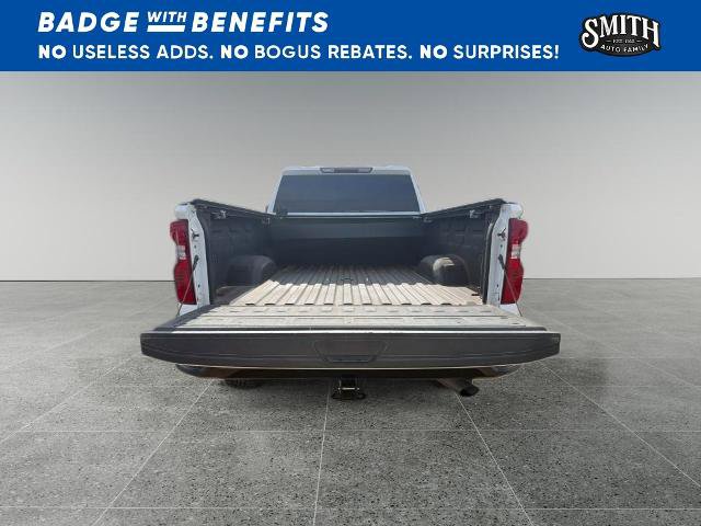 Used 2022 Chevrolet Silverado 2500 Custom w/ Custom Value Package AWD/4WD image 6