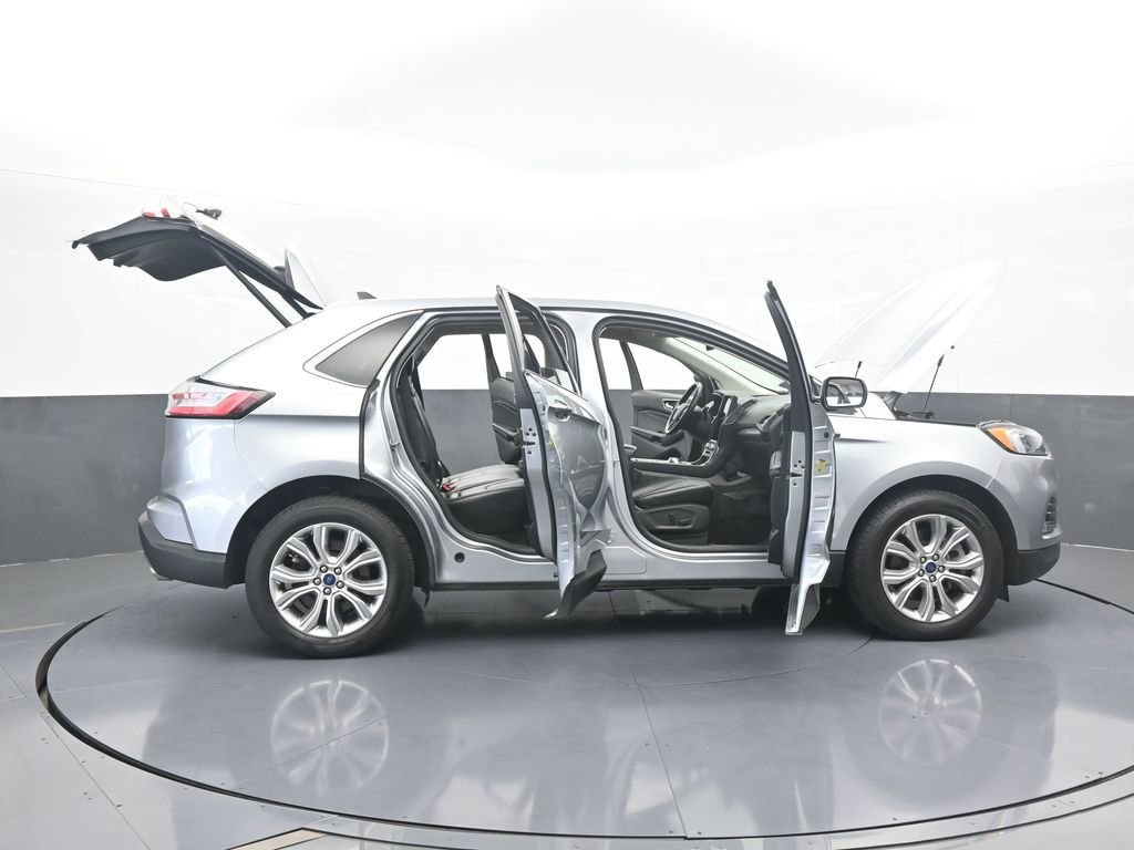 Certified 2022 Ford Edge Titanium w/ Equipment Group 301A image 80