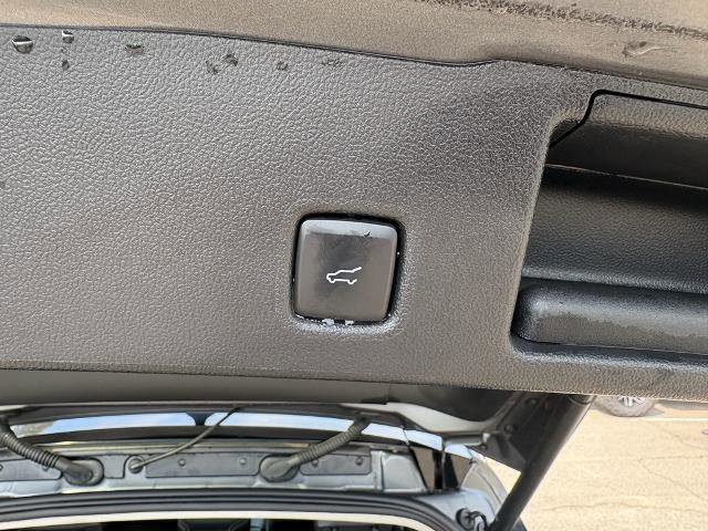 Certified 2022 Ford Escape Titanium w/ Titanium Elite Package image 10