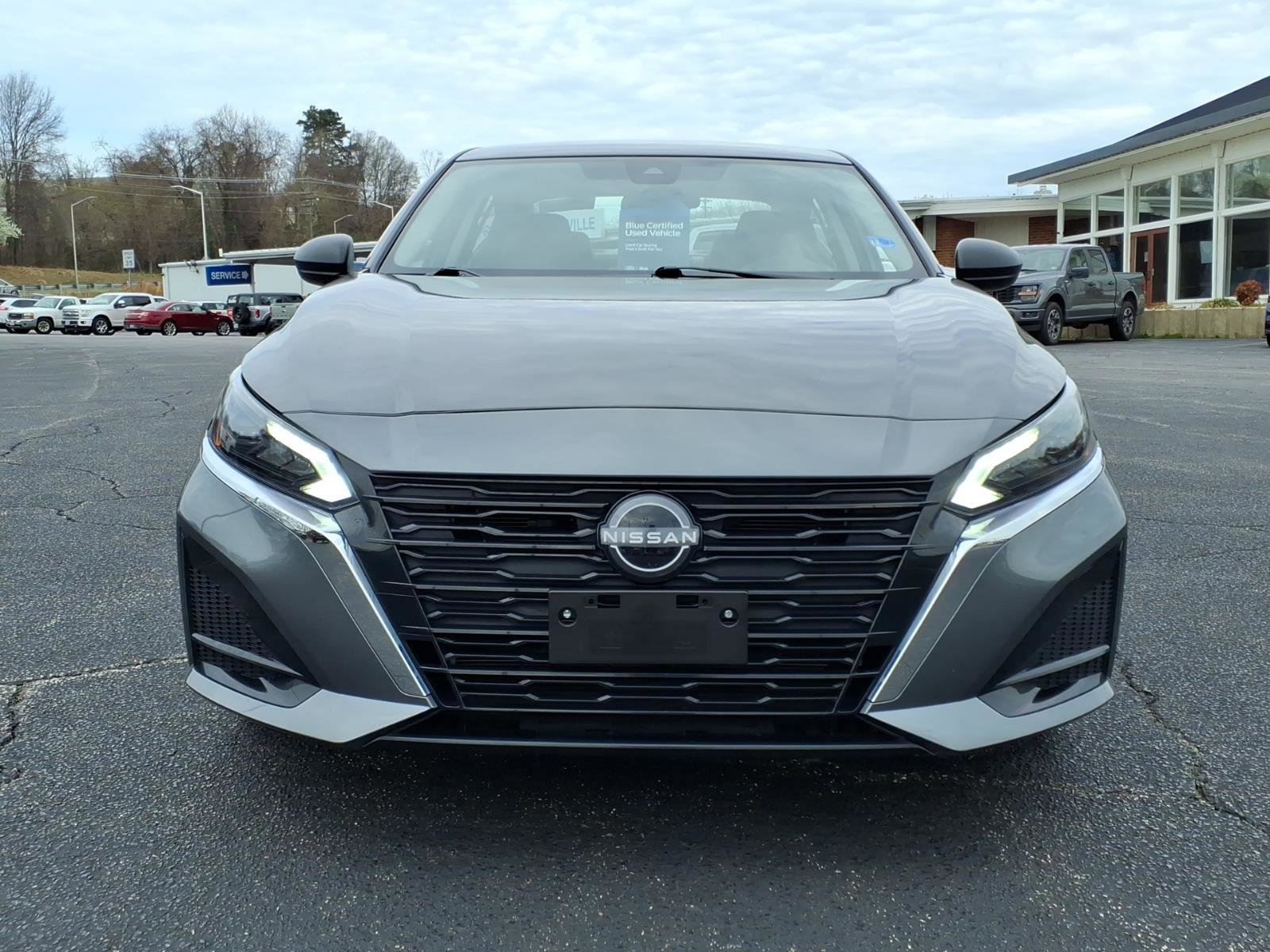 Used 2025 Nissan Altima 2.5 SV image 8