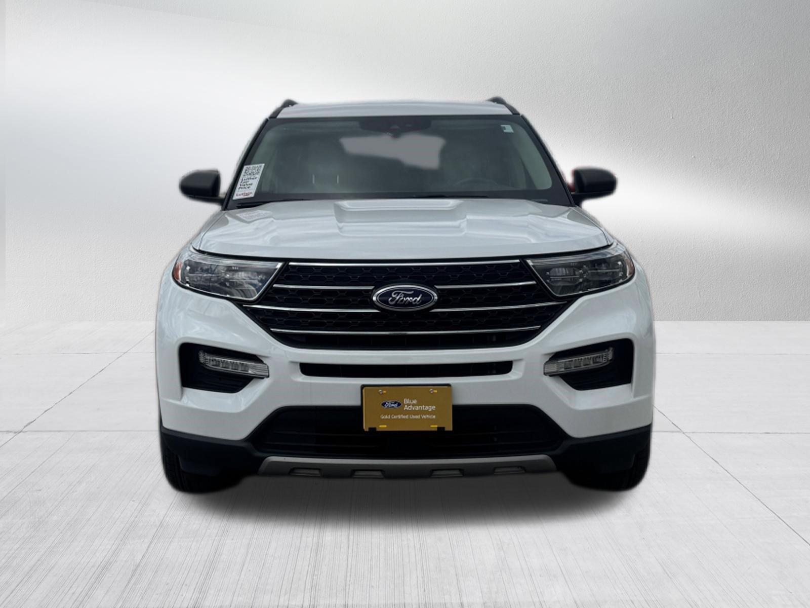 Certified 2023 Ford Explorer XLT w/ Equipment Group 202A AWD/4WD image 2