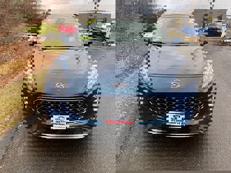 Certified 2020 Ford Escape Titanium w/ Titanium Premium Package 2.0 image 8