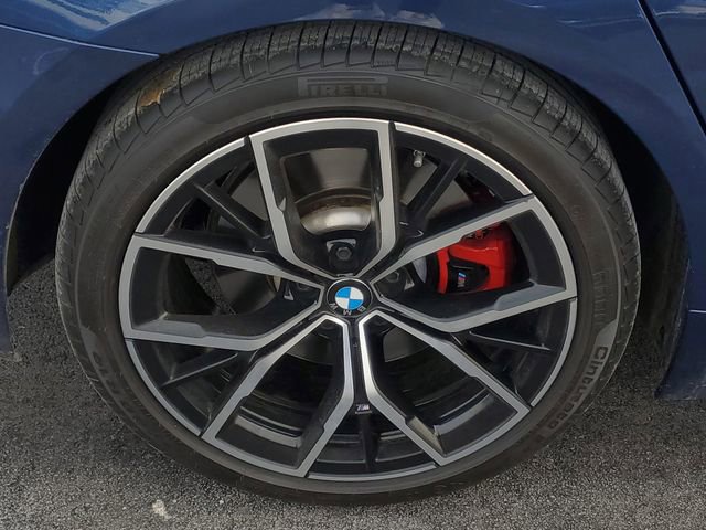Used 2022 BMW 530i xDrive w/ M Sport Package image 6