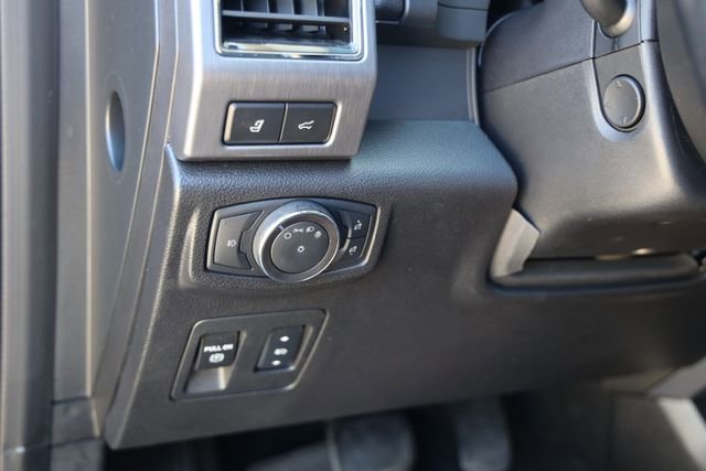 Certified 2018 Ford Expedition Platinum RWD image 18