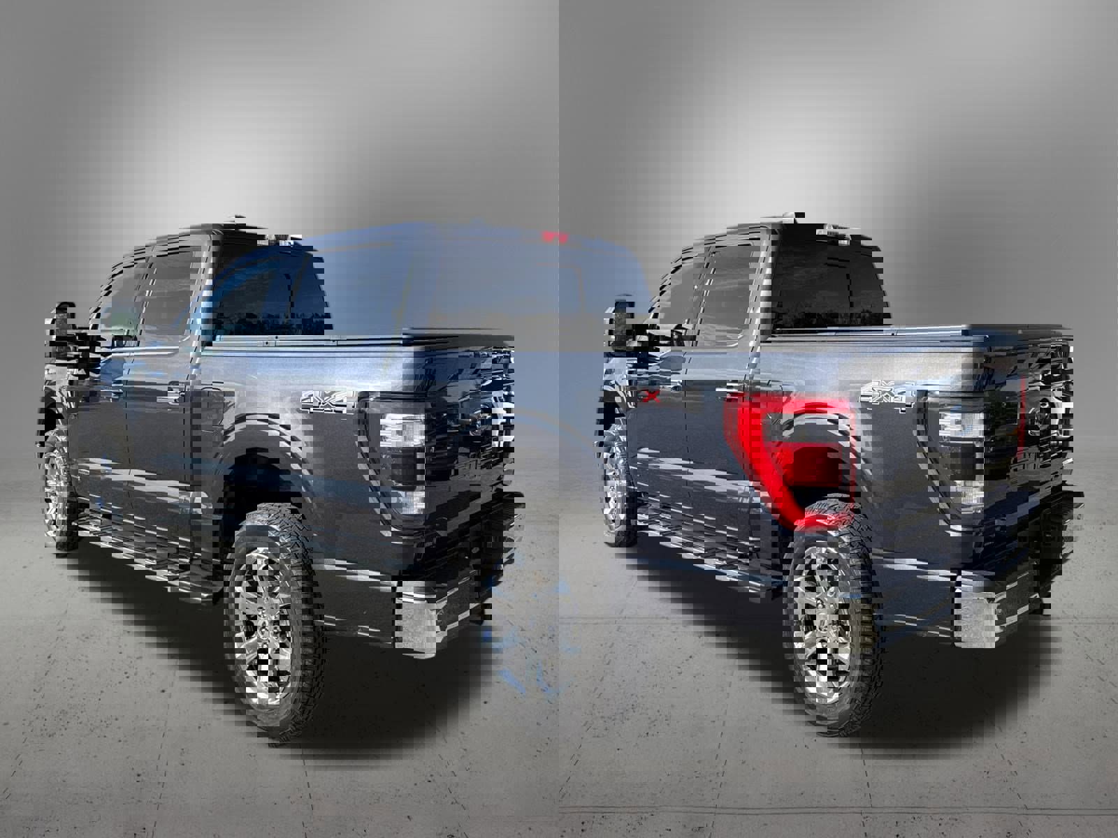 Certified 2022 Ford F150 Lariat w/ Equipment Group 502A High image 3