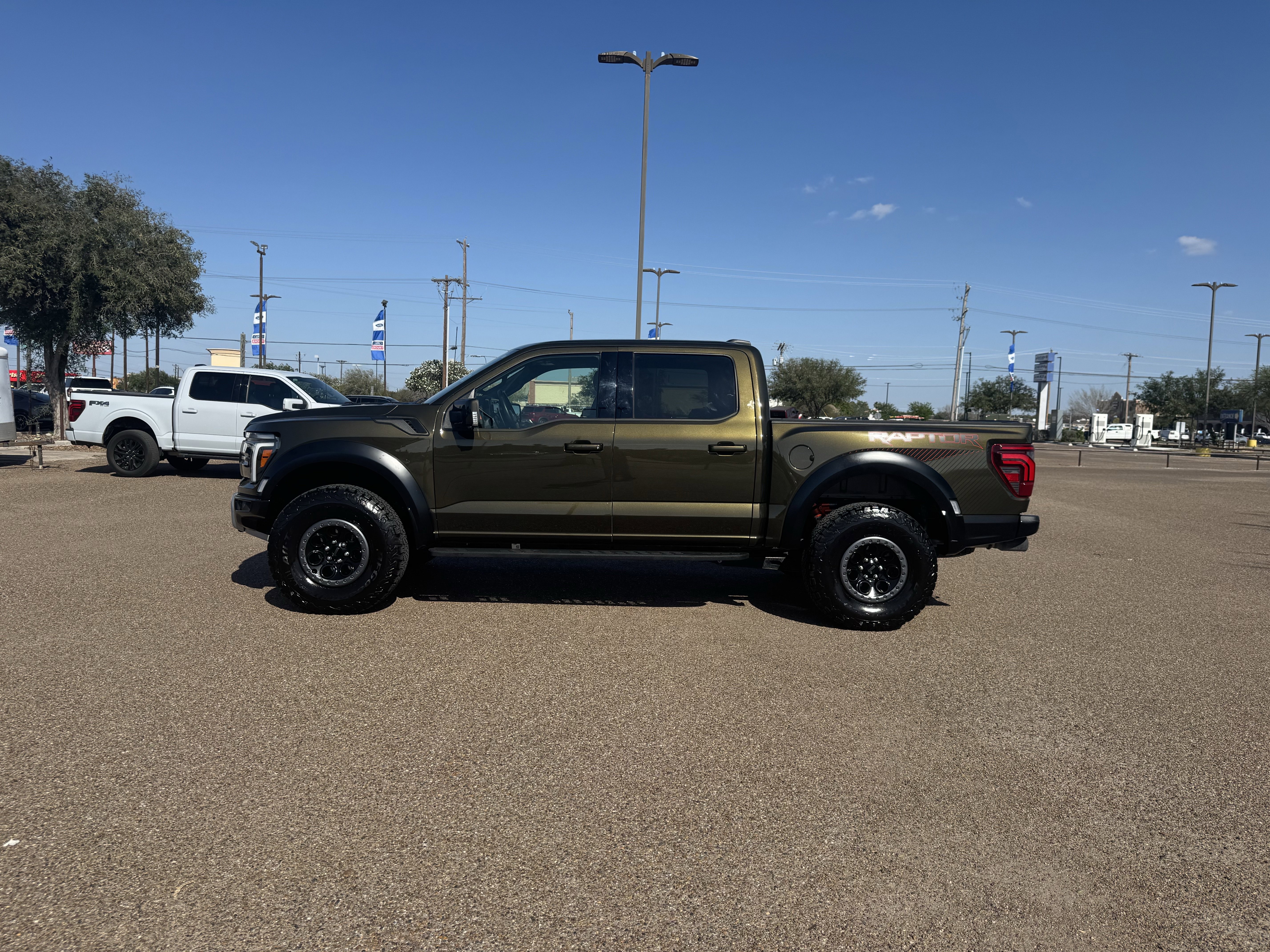 Certified 2025 Ford F150 Raptor AWD/4WD image 2