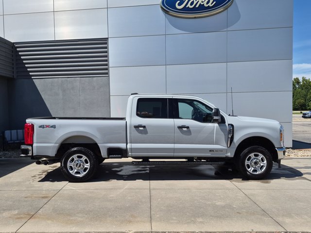 Certified 2026 Ford F250 XLT AWD/4WD image 3