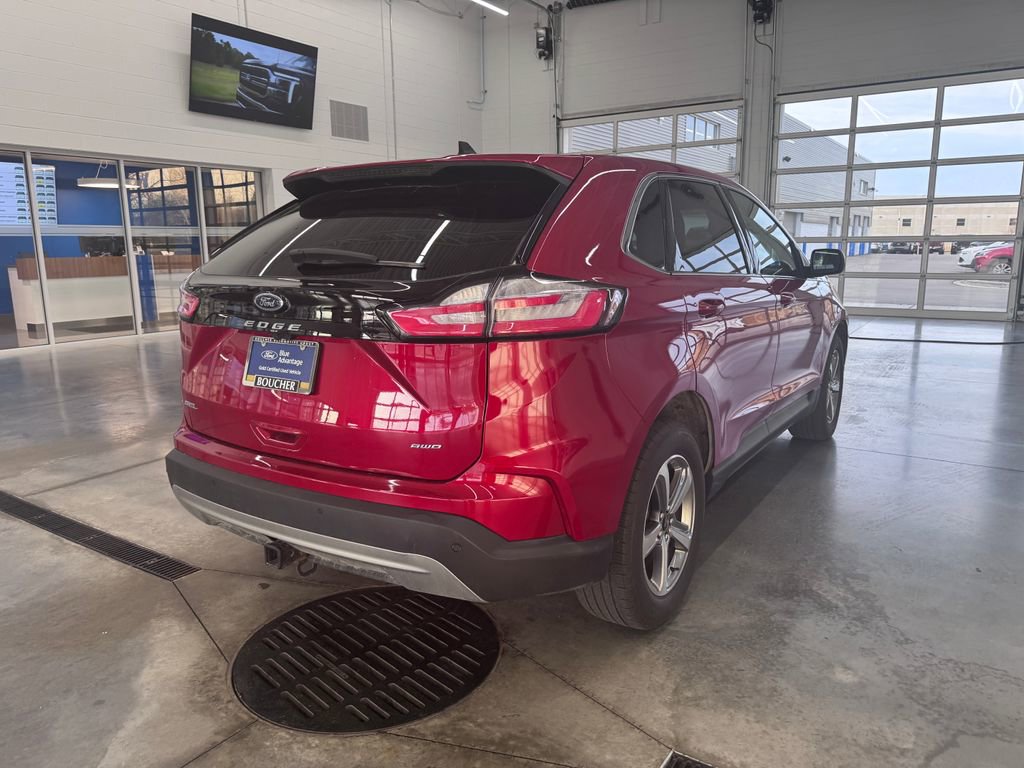 Certified 2024 Ford Edge SEL w/ Convenience Package AWD/4WD image 4