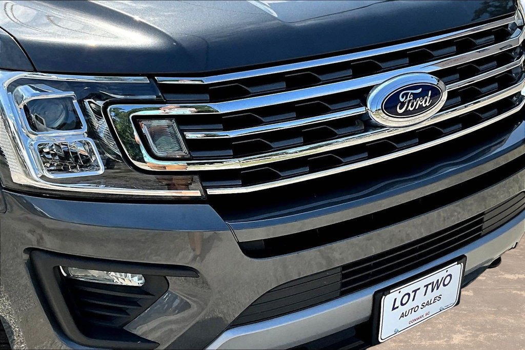 Certified 2019 Ford Expedition XLT w/ Equipment Group 202A AWD/4WD image 36