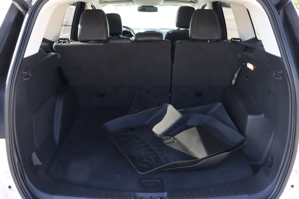 Certified 2019 Ford Escape Titanium AWD/4WD image 27