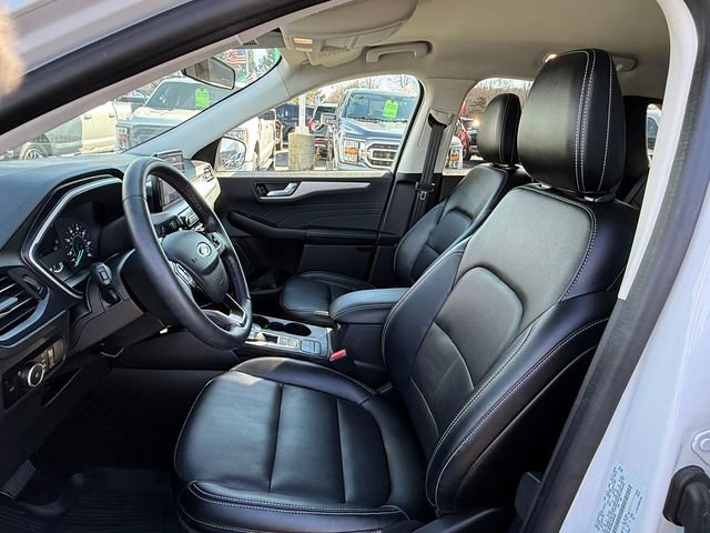 Certified 2022 Ford Escape SEL image 6