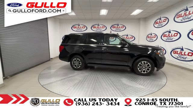 Certified 2024 Ford Expedition XLT RWD image 2