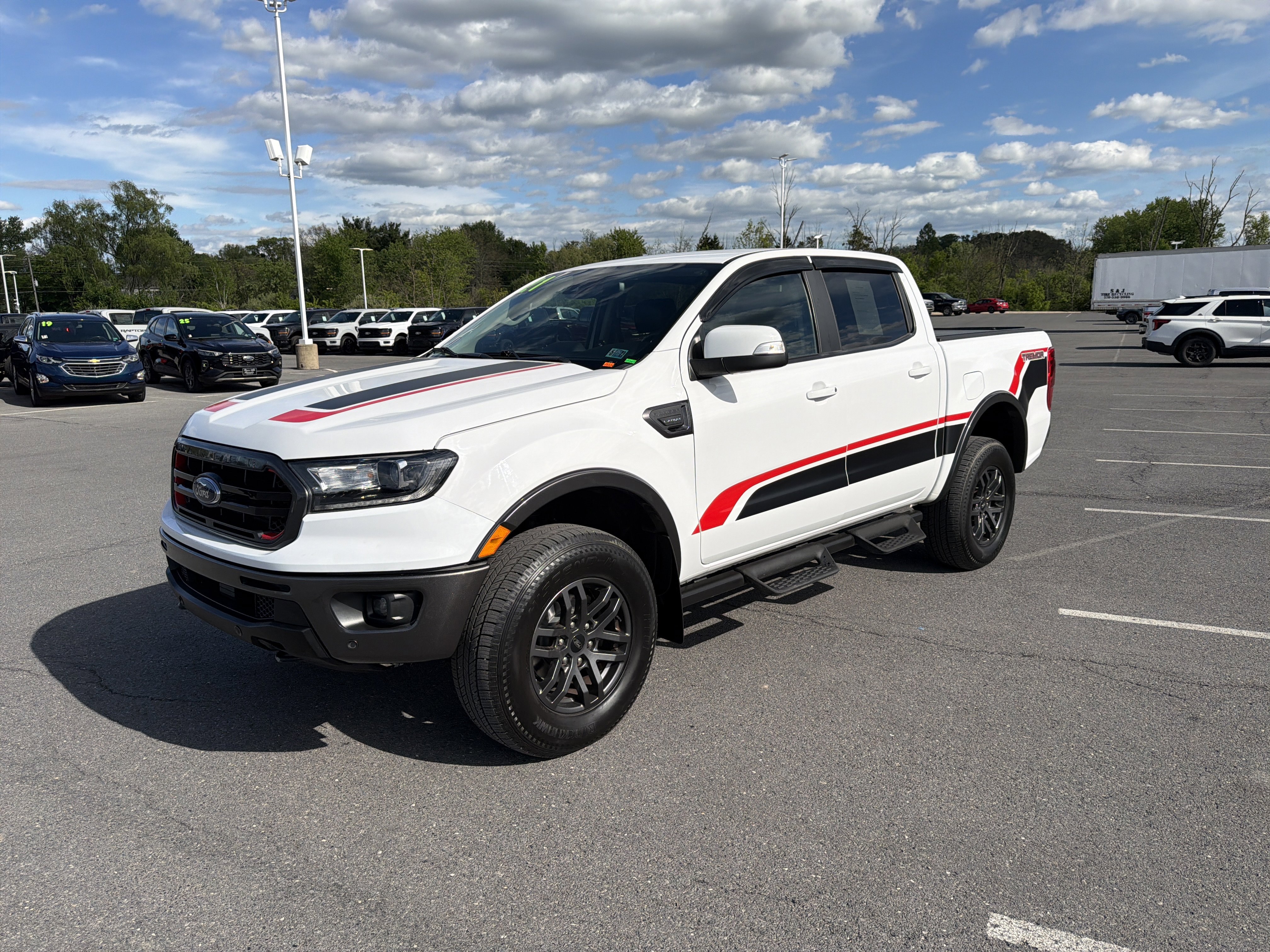 Certified 2021 Ford Ranger Lariat w/ Tremor Off-Road Package AWD/4WD image 8