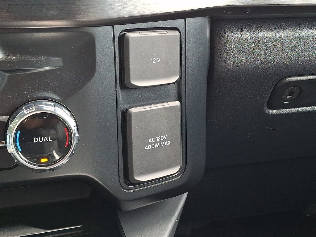 Certified 2024 Ford F250 Lariat w/ Lariat Ultimate Package AWD/4WD image 25