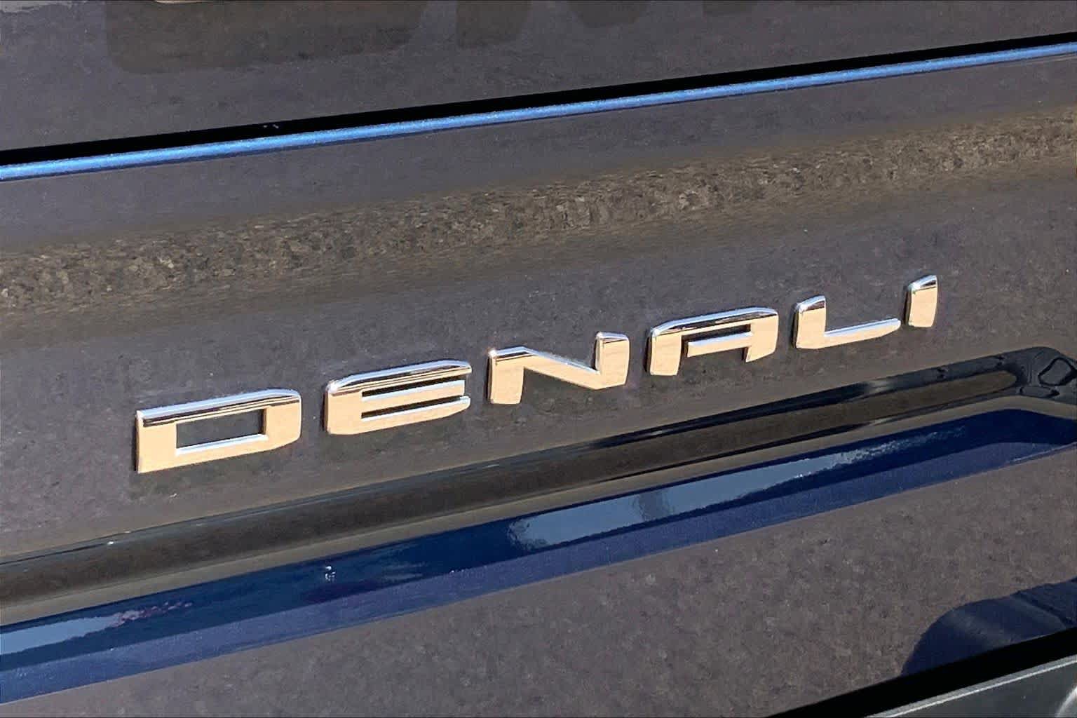 Used 2021 GMC Sierra 1500 Denali AWD/4WD image 10