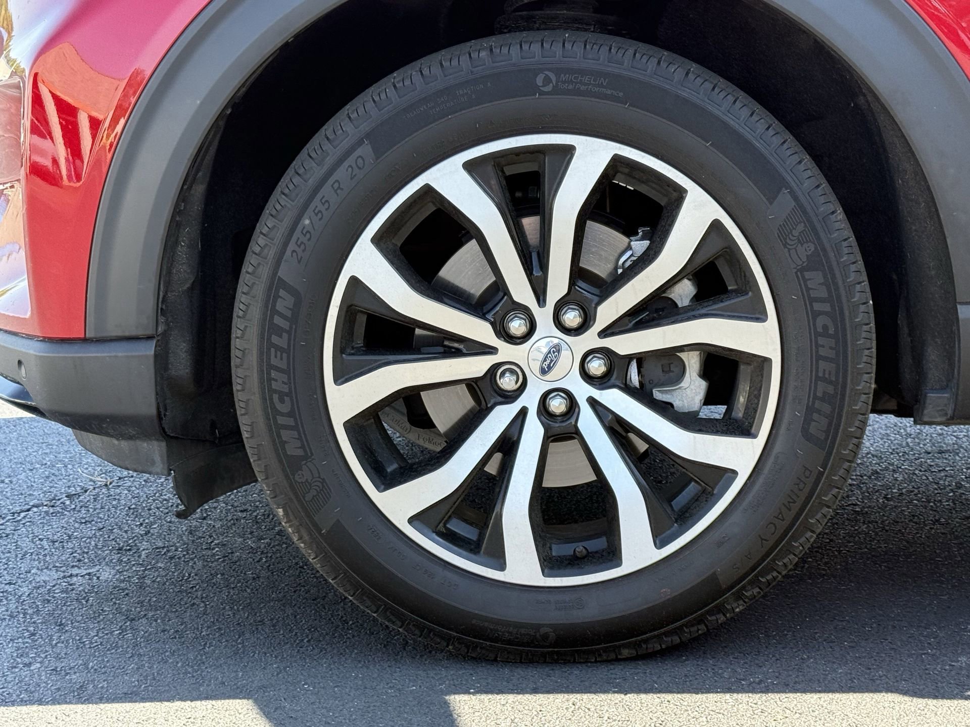 Certified 2025 Ford Explorer ST-Line AWD/4WD image 9