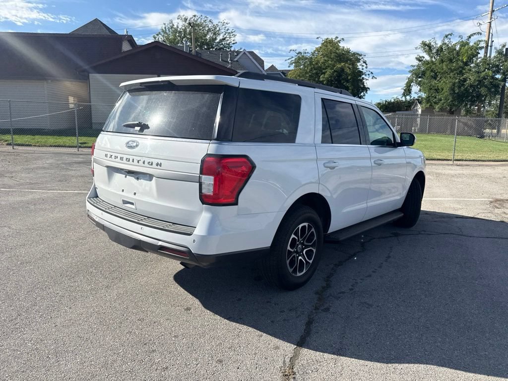 Certified 2024 Ford Expedition XLT AWD/4WD image 5