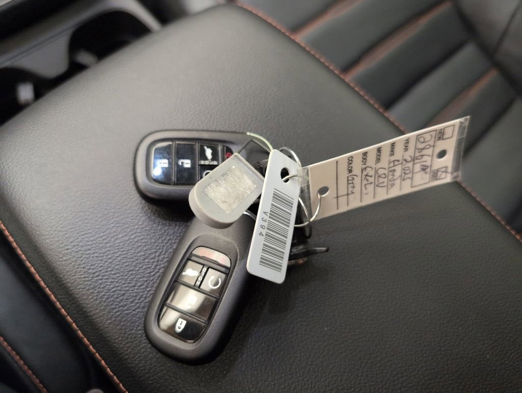 Used 2025 Honda CR-V Sport-L image 40
