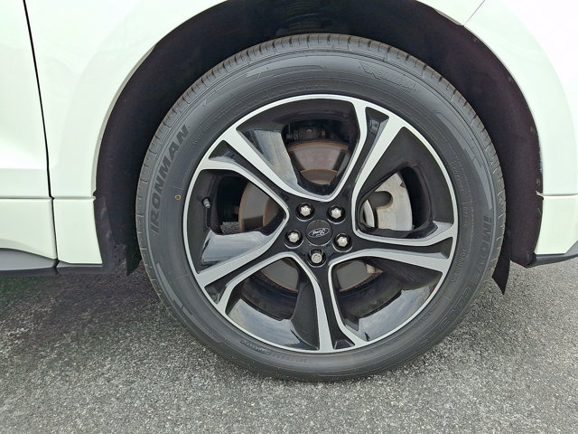 Certified 2023 Ford Edge ST AWD/4WD image 9