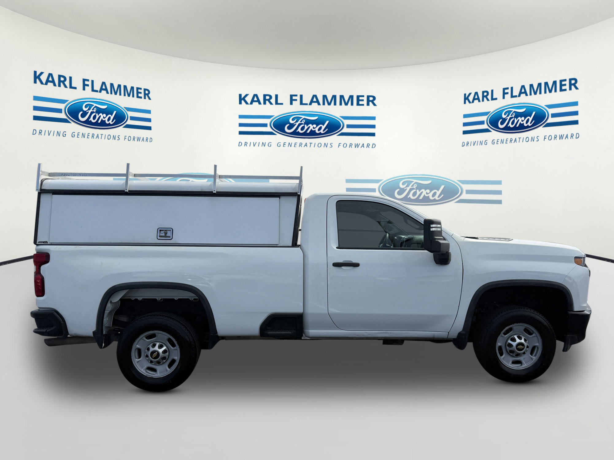 Used 2020 Chevrolet Silverado 2500 W/T w/ WT Convenience Package image 2