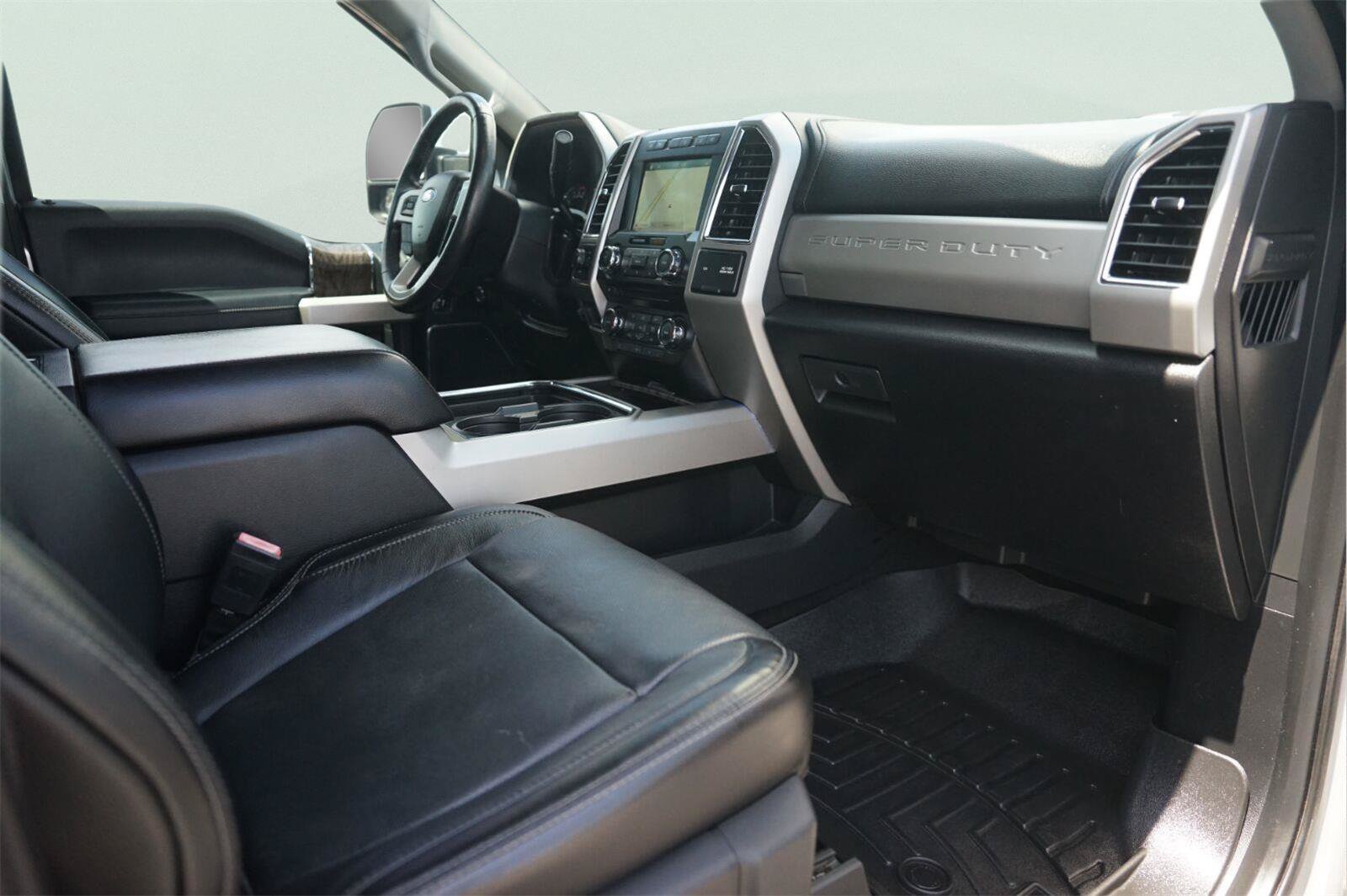 Certified 2018 Ford F250 Lariat w/ Lariat Ultimate Package AWD/4WD image 18